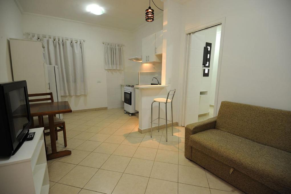 Hotel Poeta Flat Итажуба Экстерьер фото